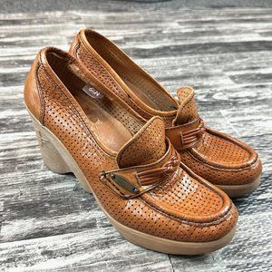 Famolare Hi Up sz 6.5 Wavy Wedge Loafer Heels Perforated Brown Leather 70's VTG